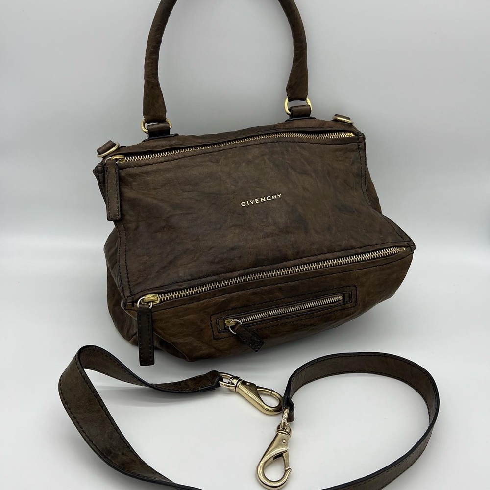 ❌SOLD❌Authentic Givenchy brown aged calf leather medium Pandora - Picture 2 of 11